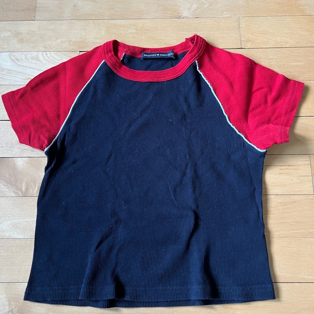 Brandy Melville Baby Tee